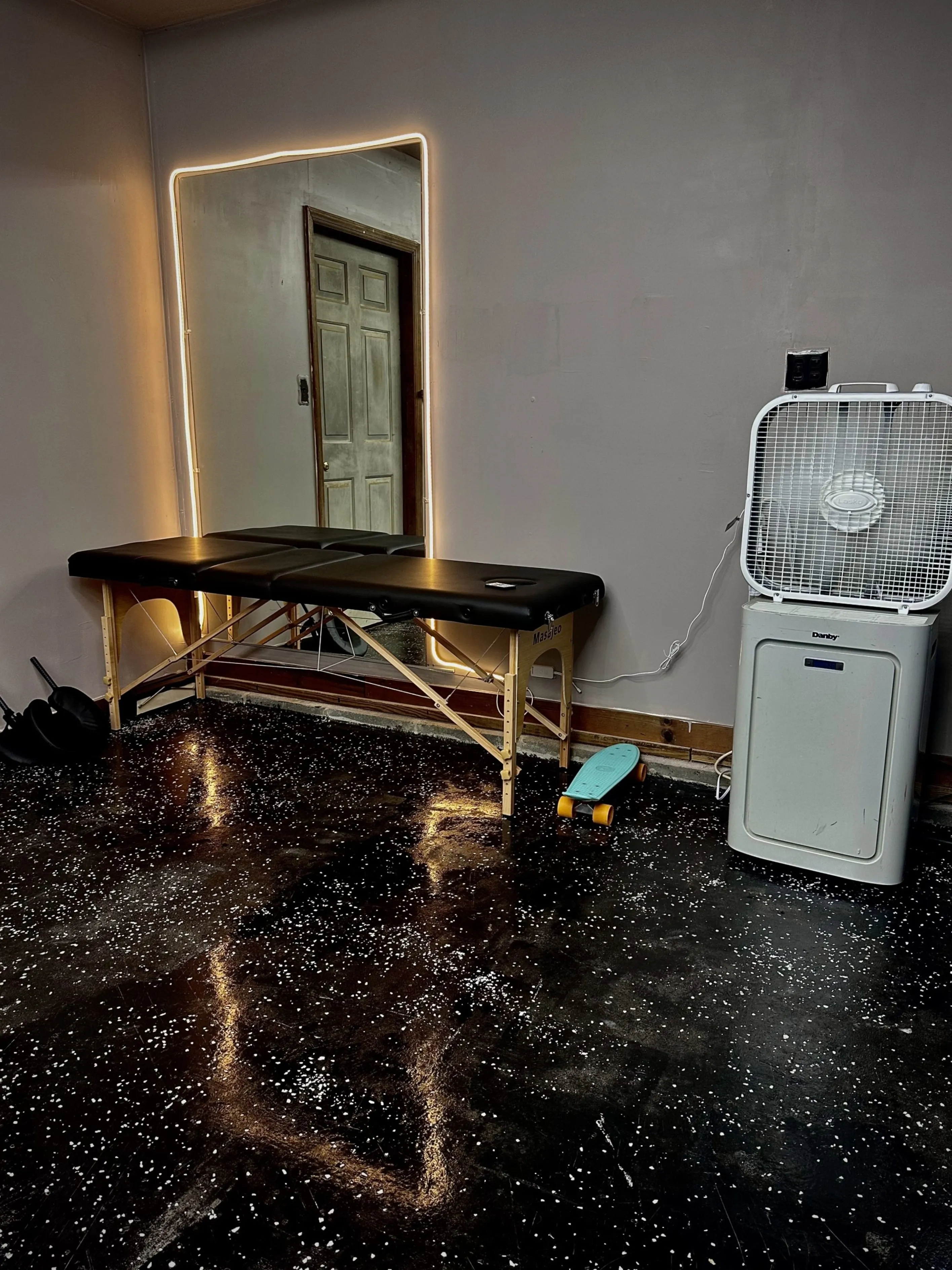 Massage table at Misfit Fitness Club